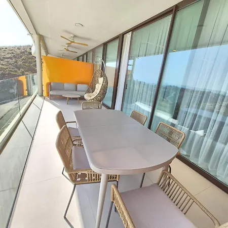 Happy Travel Valley Collection 1c